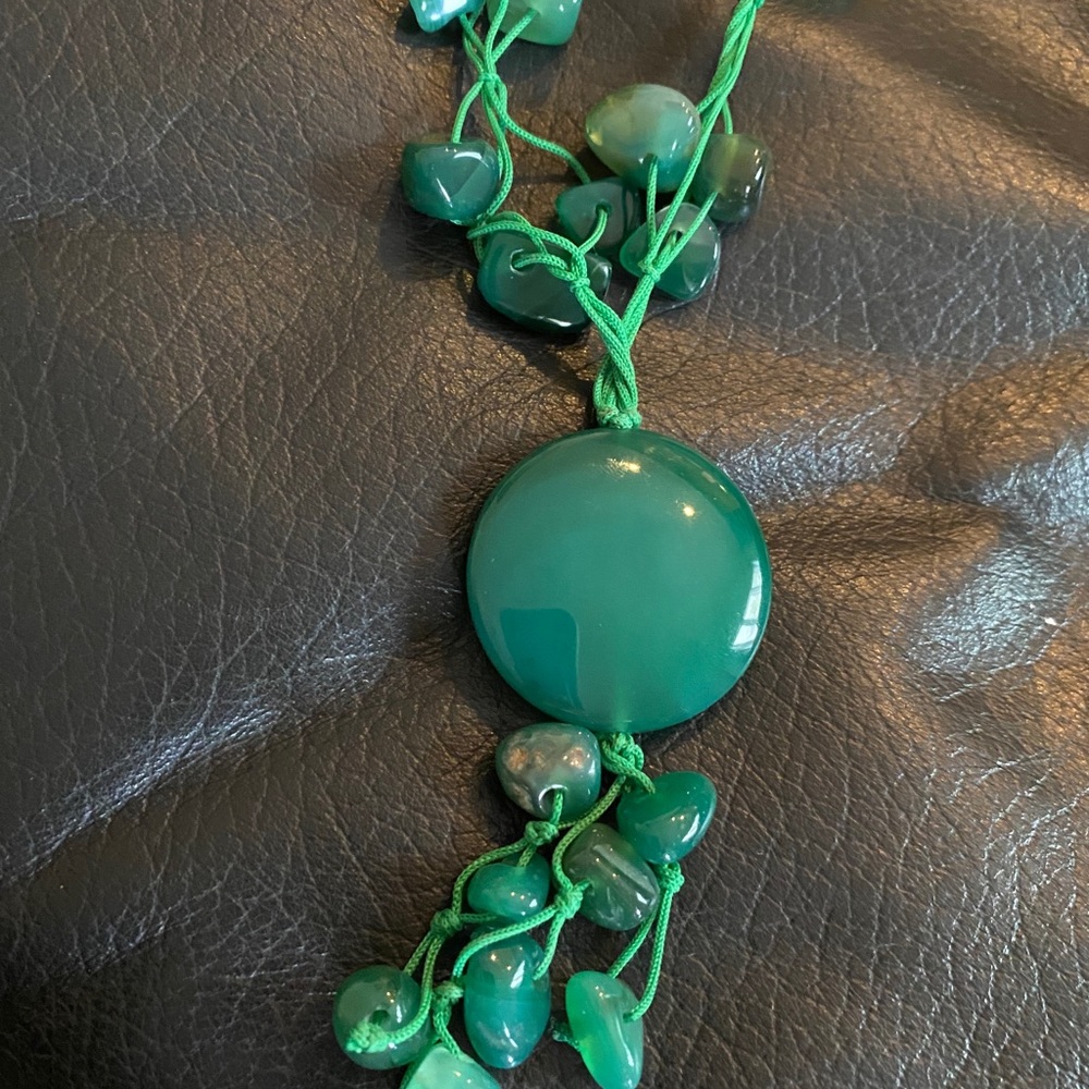 Green statement necklace